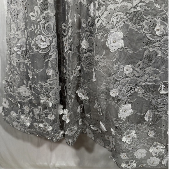 NWT $538 Mac Duggal [ 12 ]‎ Floral Embellished Lace A-Line Dress Sterling Grey - Picture 10 of 16